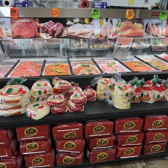 La Carniceria - I want at least a pound of everything. Lol. 07.14.2026 - Grocery Near Me - Hobbs, New Mexico La Carniceria - I want at least a pound of everything. Lol. 07.14.2026 - Grocery Near Me - Hobbs, New Mexico