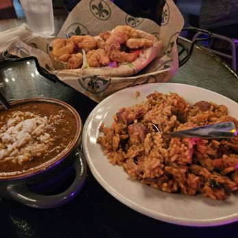 Bamboula's - Gumbo, Jambalaya and Shrimp PoBoy - Music Venues Near Me - New Orleans, Louisiana