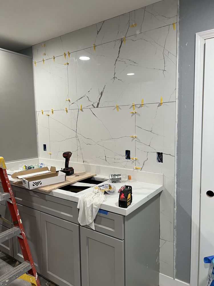 Slide of Andino Handyman Services and Construction