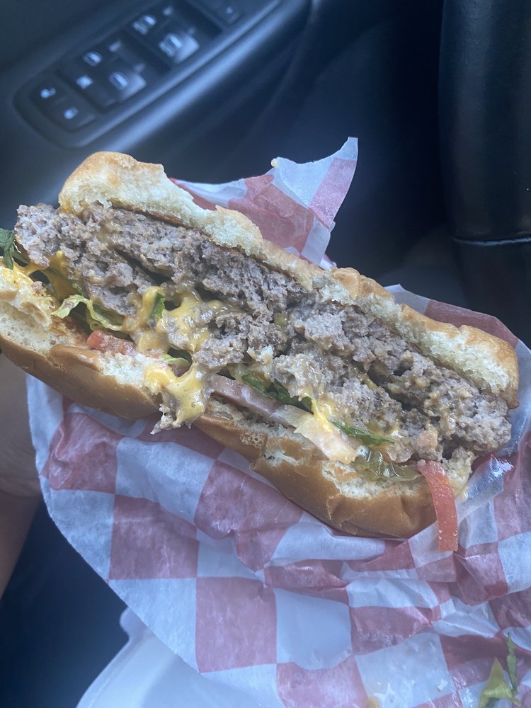 BURGER STREET Updated October 2024 37 Photos & 39 Reviews 2935 N