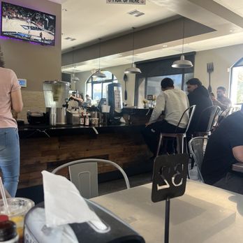 Dr Grubb's - American Near Me - Claremont, California
