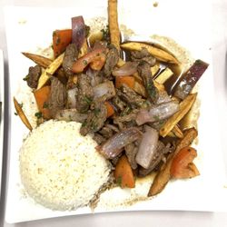 Machu-Picchu Peruvian Restaurant - Lomo saltado