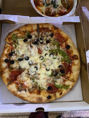 Amici Pizzeria by null