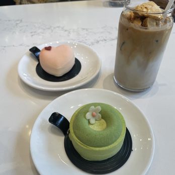 Patisserie Fleur - Honeycomb Dalgona Latte Peach Oolong Tofu Cheesecake Matcha Jasmine Yuzu - Patisserie/Cake Shop Near Me - Markham, Ontario Patisserie Fleur - Honeycomb Dalgona Latte Peach Oolong Tofu Cheesecake Matcha Jasmine Yuzu - Patisserie/Cake Shop Near Me - Markham, Ontario