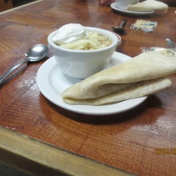 The Soup Cellar - white chicken chili - American Near Me - Leavenworth, Washington The Soup Cellar - white chicken chili - American Near Me - Leavenworth, Washington