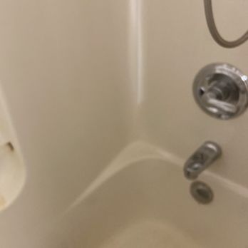 Mockabee Maid Services - The first picture is the after second is before - Home Cleaning Near Me - woodford, Virginia Mockabee Maid Services - The first picture is the after second is before - Home Cleaning Near Me - woodford, Virginia