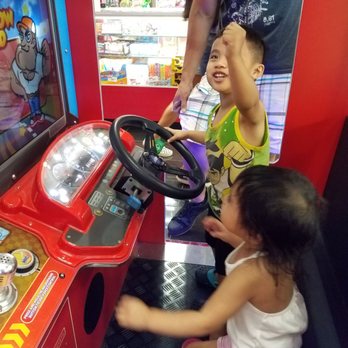 Fun Factory - Arcades Near Me - Kahului, Hawaii