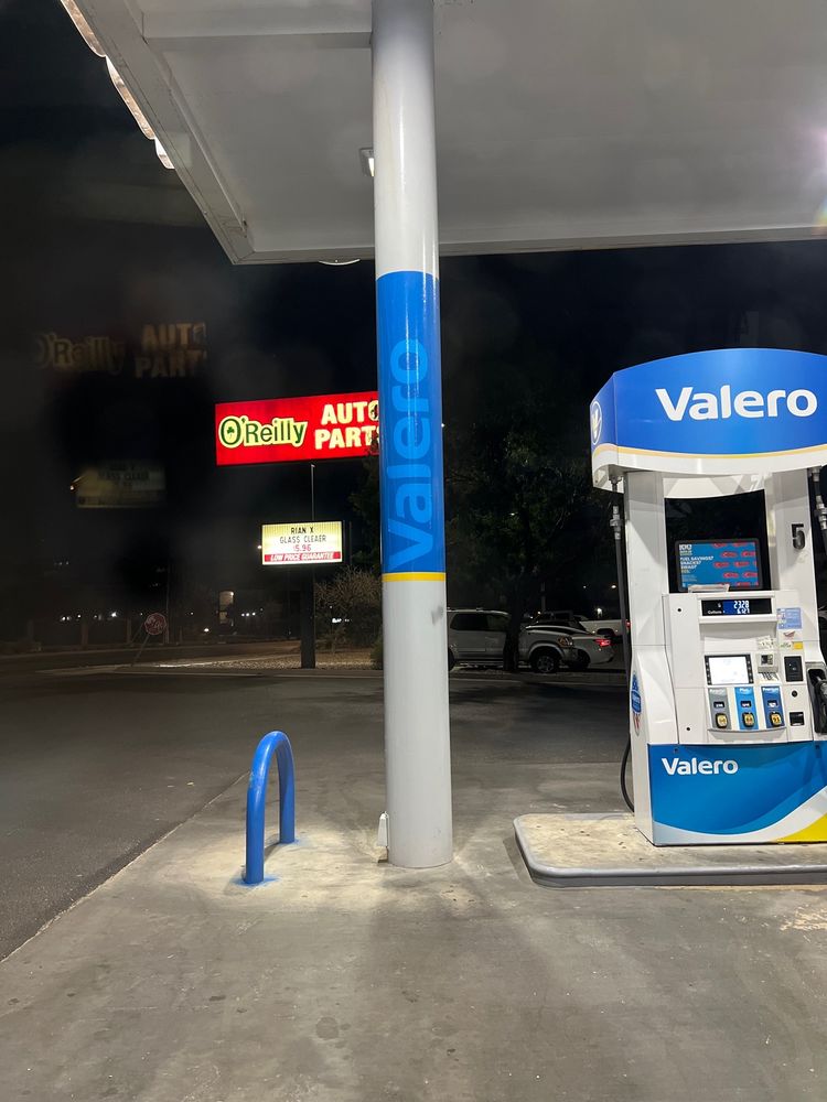 VALERO Updated July 2024 1500 N Zaragoza Rd, El Paso, Texas Gas