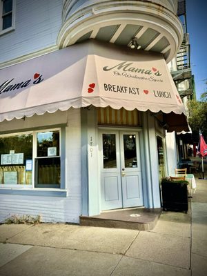 Mama's On Washington Square by null