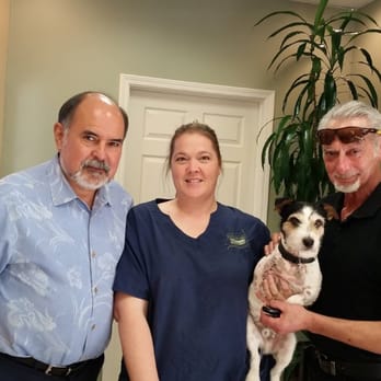 Crossroads Veterinary Hospital - Veterinarians Near Me - Diamond Springs, California Crossroads Veterinary Hospital - Veterinarians Near Me - Diamond Springs, California