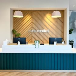One Medical Primary Care Clinic - Pike & Rose - One Medical: Pike & Rose front desk