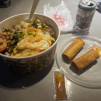 Viet-Nomz - Veggie Spring Rolls NOMZ-ster Bowl - Vietnamese Near Me - Winter Park, Florida Viet-Nomz - Veggie Spring Rolls NOMZ-ster Bowl - Vietnamese Near Me - Winter Park, Florida