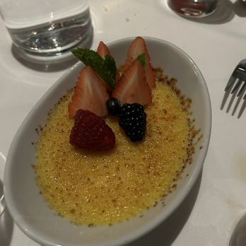Ruth's Chris Steak House - Creme boule - Steakhouses Near Me - Albany, New York