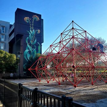 Union City Pyramid - Playgrounds Near Me - Union City, California