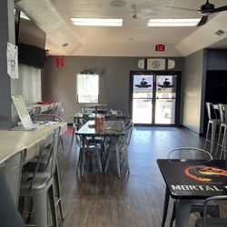The Lucky Shot Bar And Arcade - Indoor dining, lots of seating