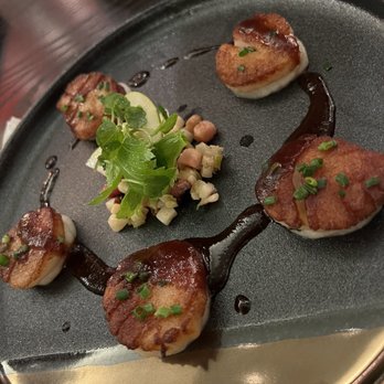Hell's Kitchen - Seared Scallops - Cocktail Bars Near Me - Funner, California Hell's Kitchen - Seared Scallops - Cocktail Bars Near Me - Funner, California
