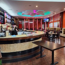 Sushi King - The bar area