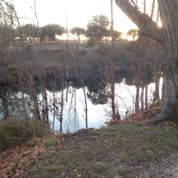 Doña Leonor - El río Manzanares, paseo desde El Pardo hacia el sur siguiendo el cauce, apto para bicicletas y peatones. Otro 10!