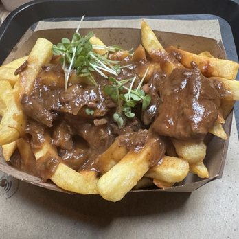 The Potato Bar - Fries with Belgian beef stew sauce - Fast Food Near Me - Bruges, VWV The Potato Bar - Fries with Belgian beef stew sauce - Fast Food Near Me - Bruges, VWV