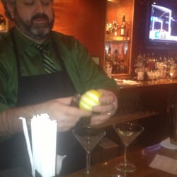 The Elusive Cow Cafe - Howard whippin up a delicious Bee's Knees cocktail!