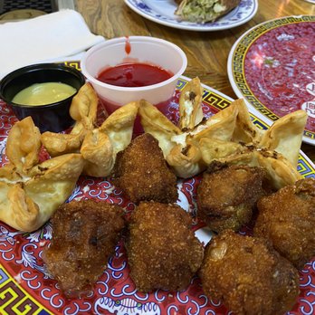 Piper Inn - Wonton sampler - Bars Near Me - Denver, Colorado Piper Inn - Wonton sampler - Bars Near Me - Denver, Colorado