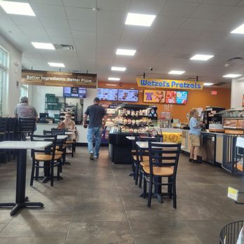 Papa Johns Pizza - A catch all of food and convenience store nonsense at the exxon/papa John's - Chicken Wings Near Me - Mount Jackson, Virginia Papa Johns Pizza - A catch all of food and convenience store nonsense at the exxon/papa John's - Chicken Wings Near Me - Mount Jackson, Virginia