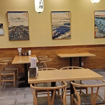 Michi Ramen - Interior. Super clean and plenty of seating! - Ramen Near Me - Henderson, Nevada
