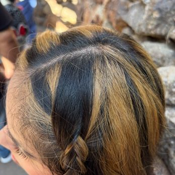 Salon Integriti - to show the color - Hair Salons Near Me - Granada Hills, California