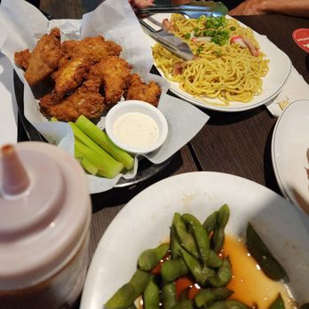 Sakana Grill - Fried chicken wings and fried saimin - Japanese Near Me - Honolulu, Hawaii