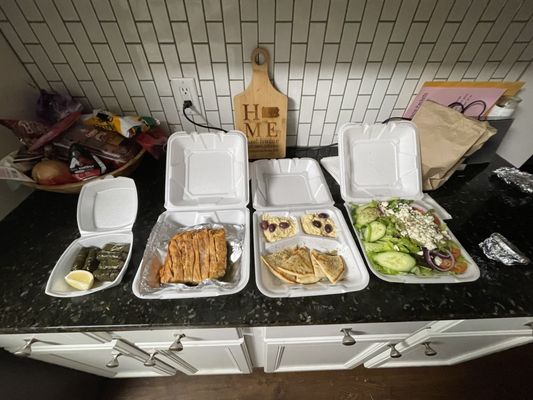 Yianni's Gyros by null