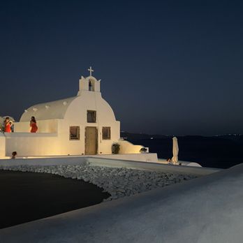 Travel Bug - Oia, Village on Santorini, Greece - Travel Agents Near Me Travel Bug - Oia, Village on Santorini, Greece - Travel Agents Near Me
