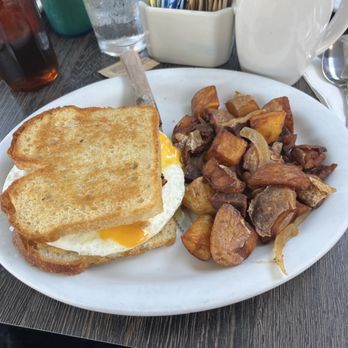 Over Easy - Breakfast sandwich - Breakfast & Brunch Near Me - Kailua, Hawaii Over Easy - Breakfast sandwich - Breakfast & Brunch Near Me - Kailua, Hawaii
