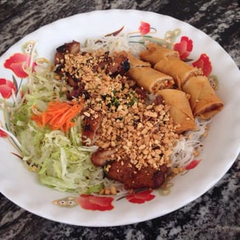 Minh Chau Vietnamese Restaurant - lemongrass chicken vermicelli! - Vietnamese Near Me - Calgary, Alberta