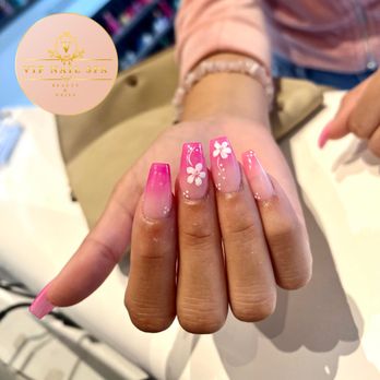VIP NAIL SPA - Waxing Near Me - New Hudson, Michigan VIP NAIL SPA - Waxing Near Me - New Hudson, Michigan