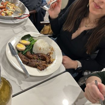 TingTing’s - Beef Short Rib Char Siu Rice Bowl - Chinese Near Me - Philadelphia, Pennsylvania TingTing’s - Beef Short Rib Char Siu Rice Bowl - Chinese Near Me - Philadelphia, Pennsylvania