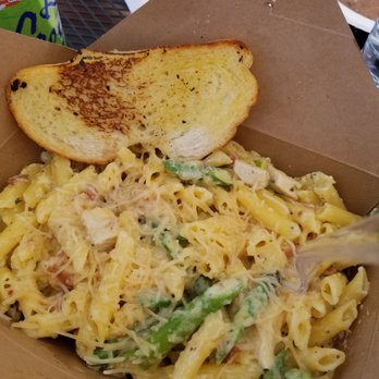Ooh, Pasta! - Wooing Asparagus Carbonara - Italian Near Me - Portland, Oregon Ooh, Pasta! - Wooing Asparagus Carbonara - Italian Near Me - Portland, Oregon