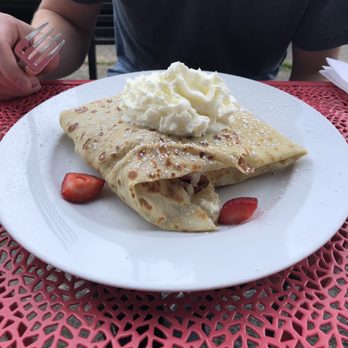 Cafe Javasti - Fresh Strawberries , Vanilla Cream , And Whipped Cream - Bakeries Near Me - Seattle, Washington