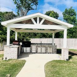 Luxury Outdoors - Outdoor kitchen, walk up concrete pathway