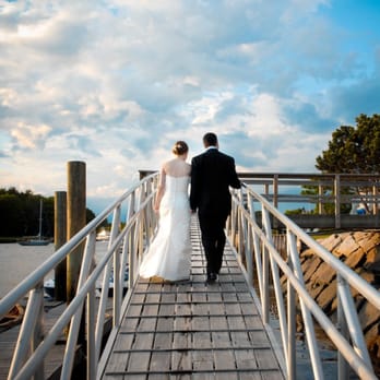 Freestyle Weddings - Nonantum Resort Wedding - Photographers Near Me - Danvers, Massachusetts Freestyle Weddings - Nonantum Resort Wedding - Photographers Near Me - Danvers, Massachusetts
