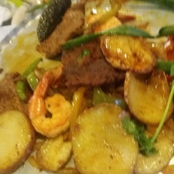 Lindo Mexican Restaurant & Supermarket - Parrillada Ala Michoacana for Two - Mexican Near Me - Appleton, Wisconsin