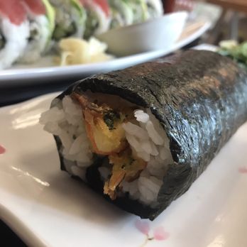 Honolulu Sushi - Veg hand roll stuffed to the max - Sushi Bars Near Me - Honolulu, Hawaii