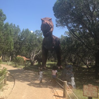 Dinosaur World - Museums Near Me - Glen Rose, Texas