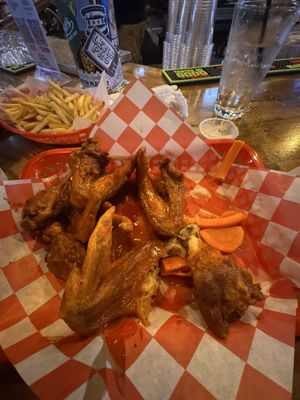 Mother Hubbard's Sports Pub by null