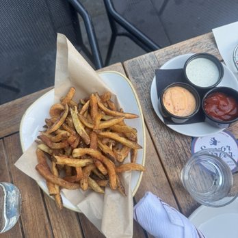 Von's 1000Spirits - Hand-Cut-Today Fries - New American Near Me - Seattle, Washington Von's 1000Spirits - Hand-Cut-Today Fries - New American Near Me - Seattle, Washington