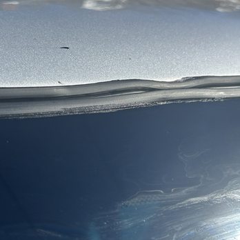 Auto Glass Discounters - This is how they fix the problem the caused from their first initial install - Windshield Installation & Repair Near Me - Fairfield, Ohio