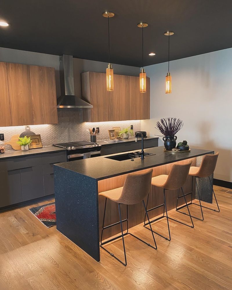 Slide of MC Kitchen & Renovation