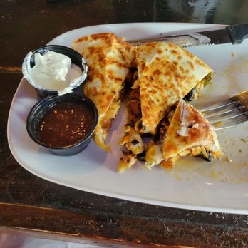 Tuddy's Tavern - Chicken quesadilla appetizer - Sports Bars Near Me - West Des Moines, Iowa Tuddy's Tavern - Chicken quesadilla appetizer - Sports Bars Near Me - West Des Moines, Iowa