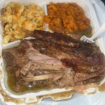 Soul City - Turkey wings yams and Mac - Soul Food Near Me - Jamaica, New York