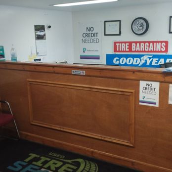 RI Tire & Auto Repair Service - Front office. Clean, unlike some shops you go to.. - Auto Repair Near Me - Johnston, Rhode Island