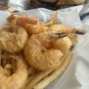 Main Street Grill - Shrimp and chips and tri tip sandwich. - Barbeque Near Me - Cambria, California Main Street Grill - Shrimp and chips and tri tip sandwich. - Barbeque Near Me - Cambria, California
